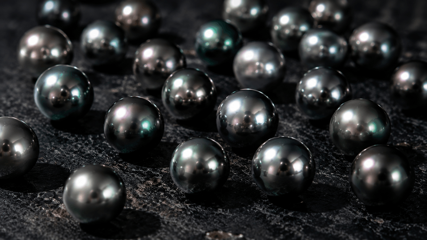 01. What Makes Tahitian Pearl Rings So Distinctive